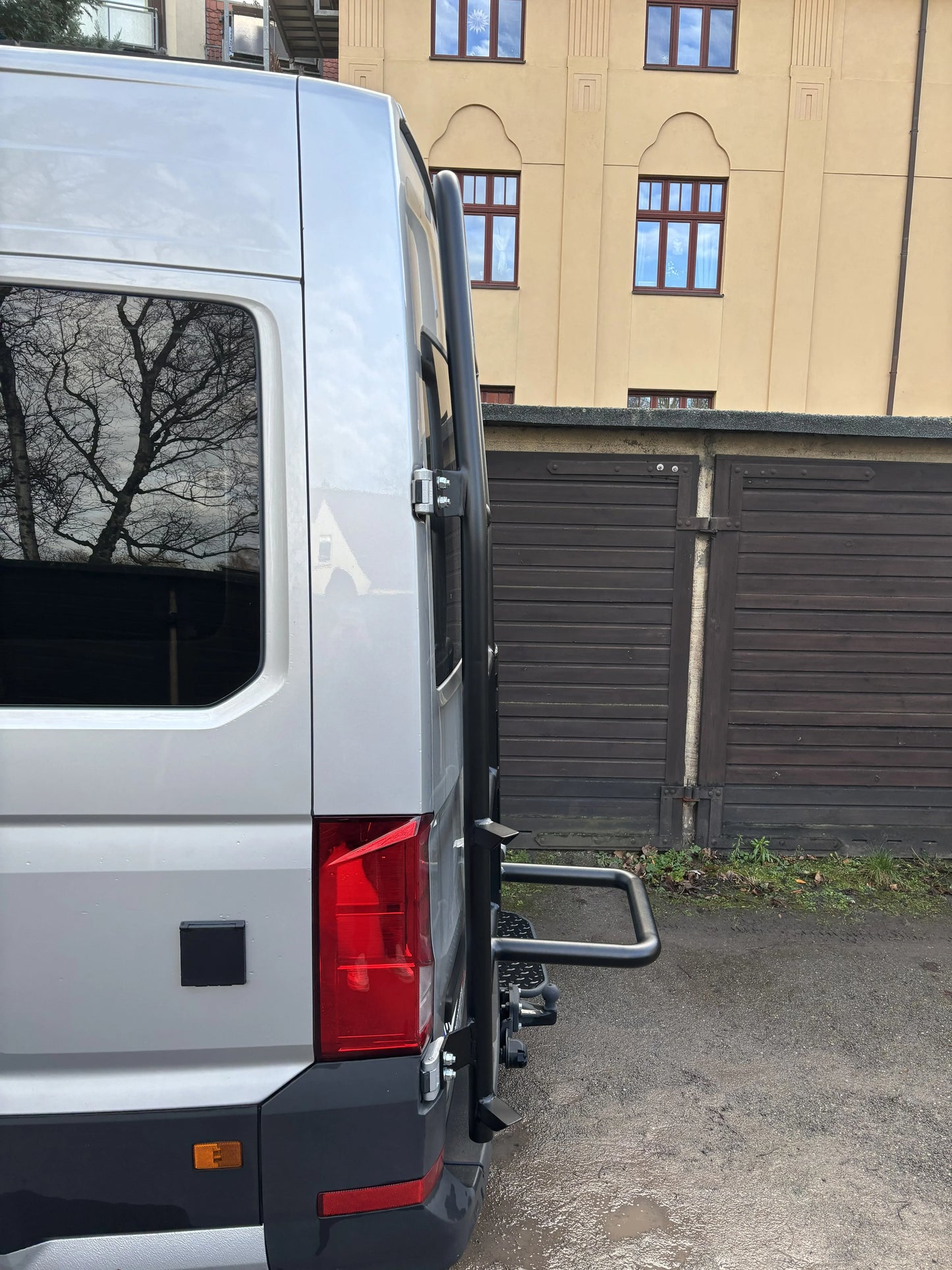 Heckleiter mit Reserveradhalter für VW Crafter und MAN TGE *H3*